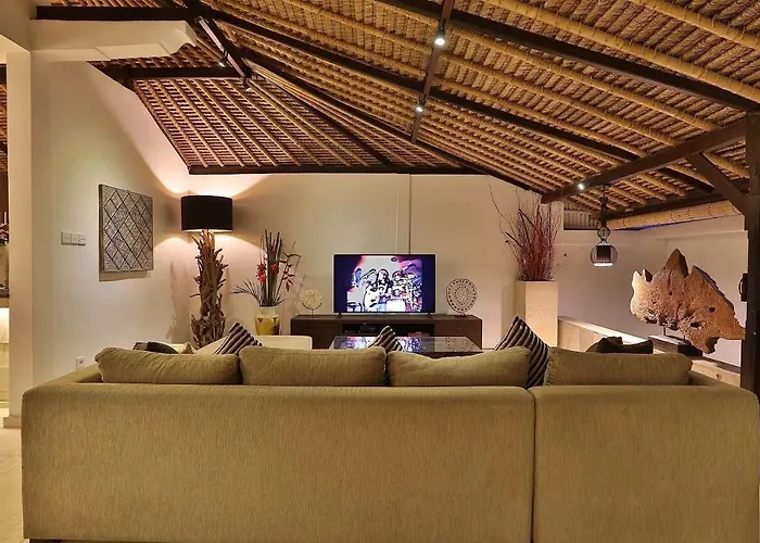 Champagne Villa