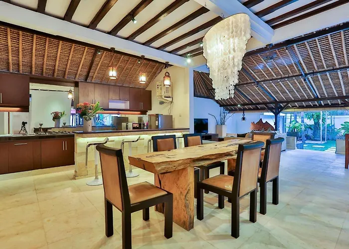 Champagne Villa